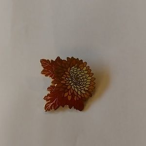 Vintage flower pin